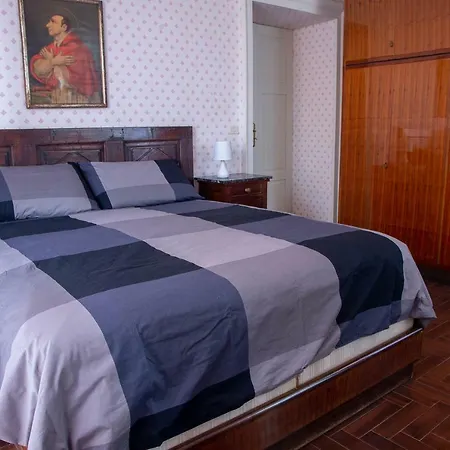 Bed & Roses Meni 아파트 *