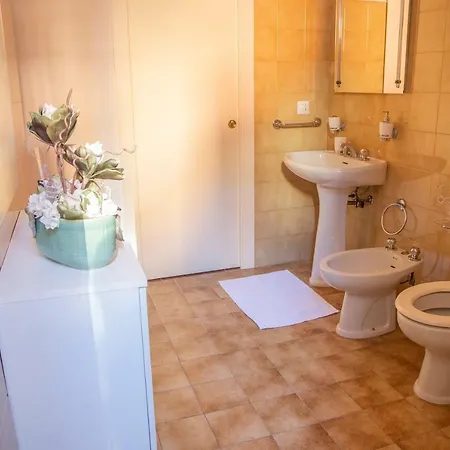 Appartement Bed & Roses Meni